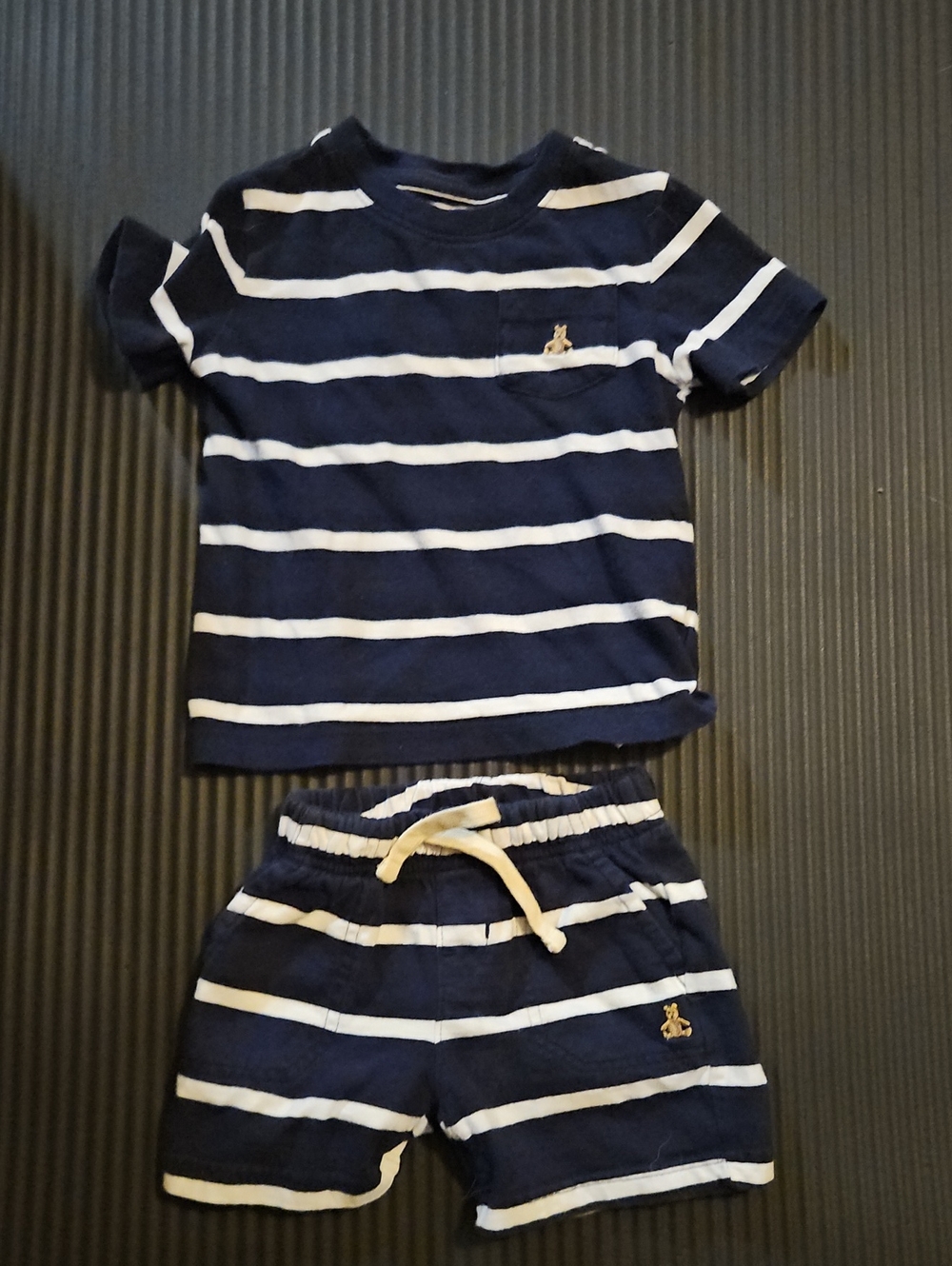 Baby Gap 2T set